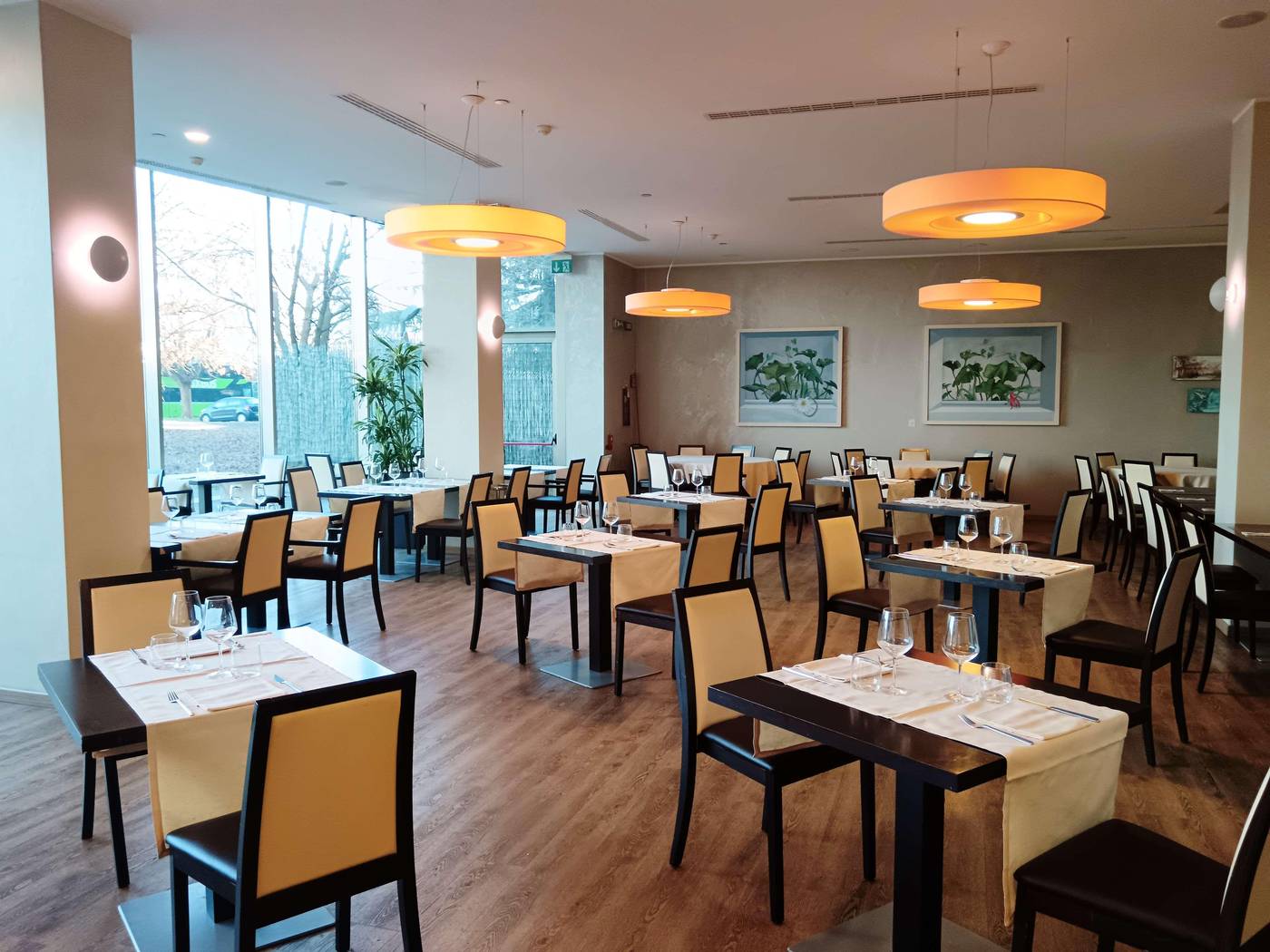 Best-Western-Plus-The-Hub-Hotel-Restaurant-7