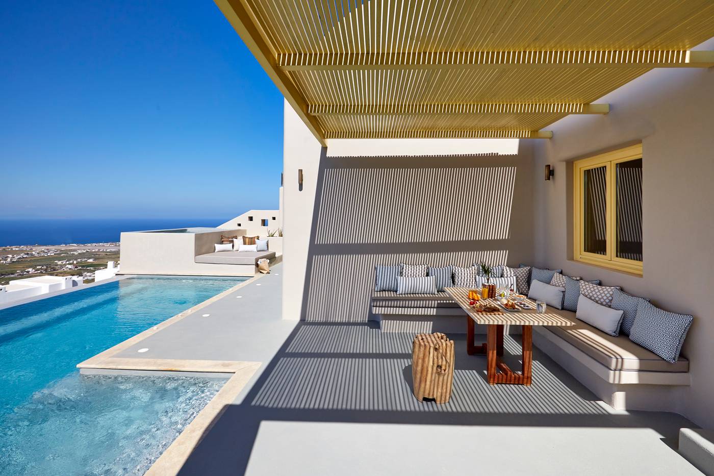 North-Santorini-A-Luxury-Spa-Hotel-Room-3