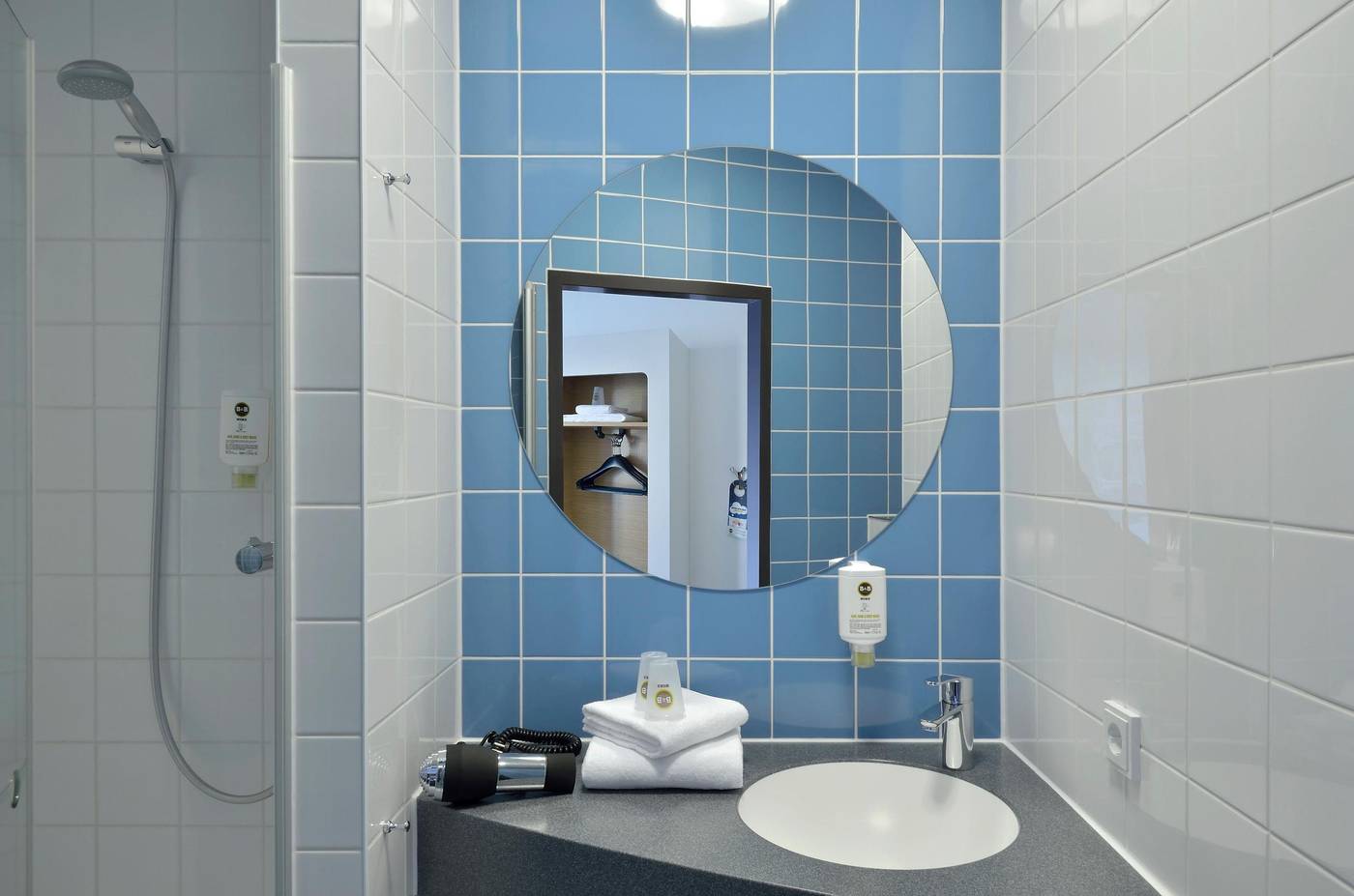 B-B-Hotel-Berlin-Charlottenburg-Room-22