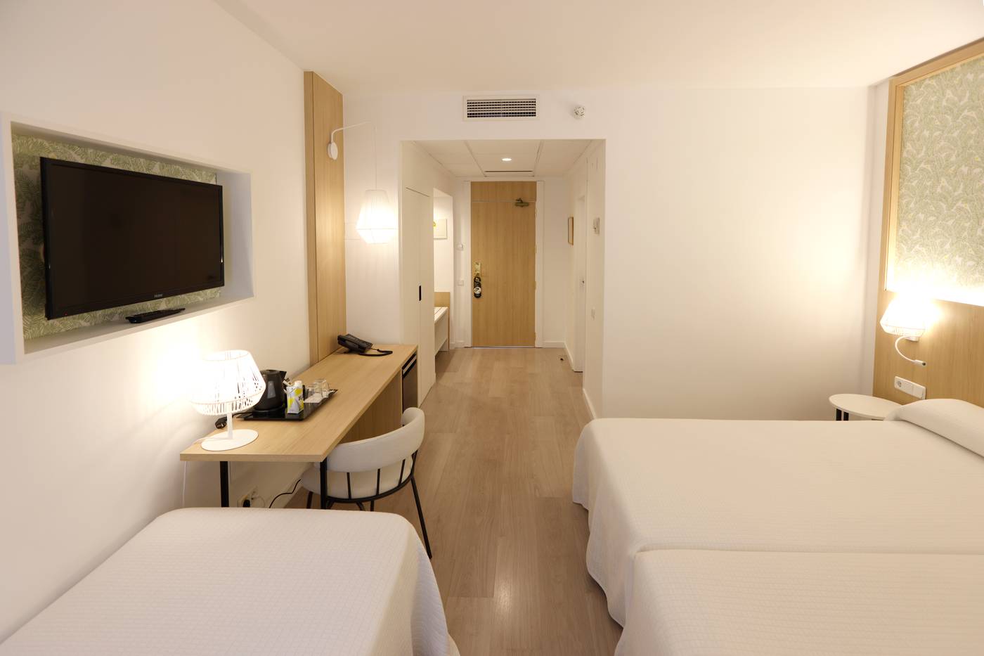 Sercotel-Carlos-III-Room-13