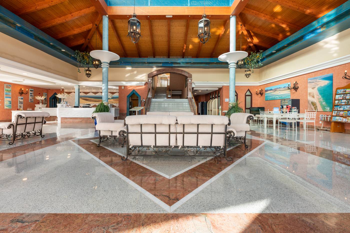 Hotel-Esmeralda-Maris-by-LIVVO-Lobby-57