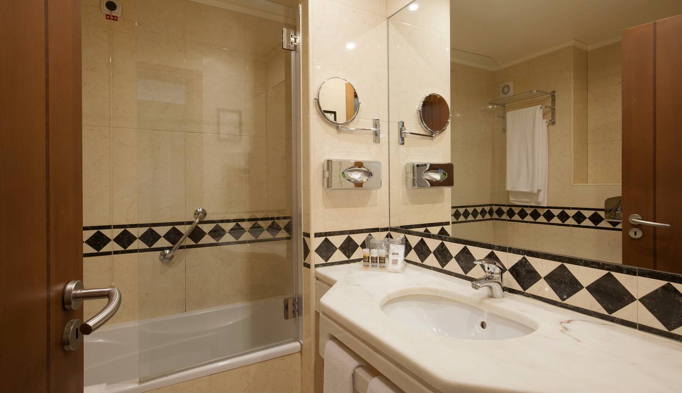 Turim-Europa-Hotel-Room-24