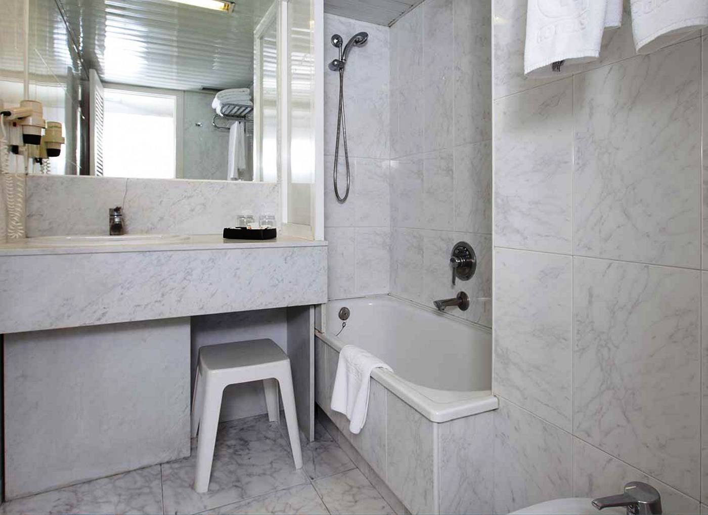 Apartamentos-Torre-Belroy-Room-25