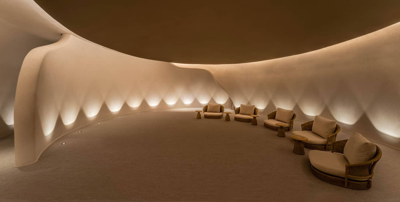 Dusit-Thani-Bangkok-Sports-and-Entertainment-25