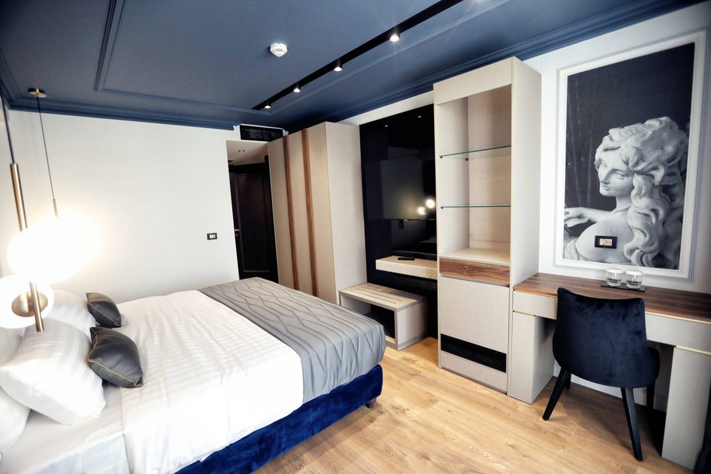 Luxury Premium Finese 15.12.25