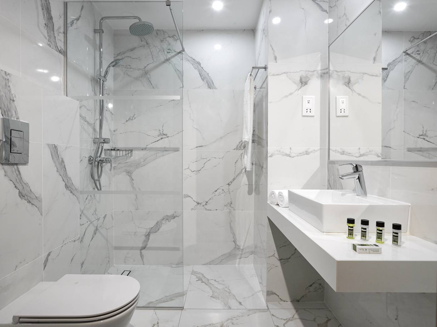 The-Blue-Ivy-Hotel-Room-27