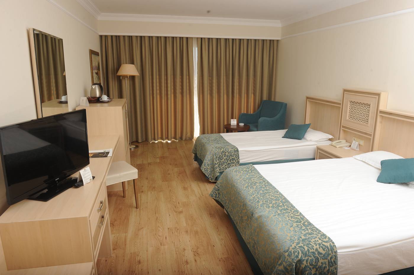 Utopia-World-Room-36