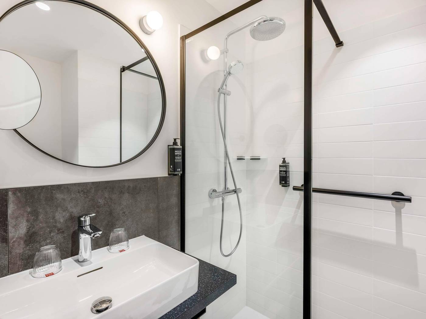 Ibis-Budapest-Stadium-Room-28