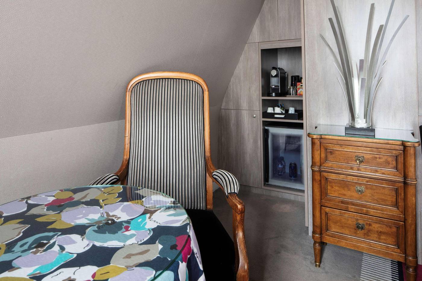 Regent-s-Garden---Astotel-Room-5