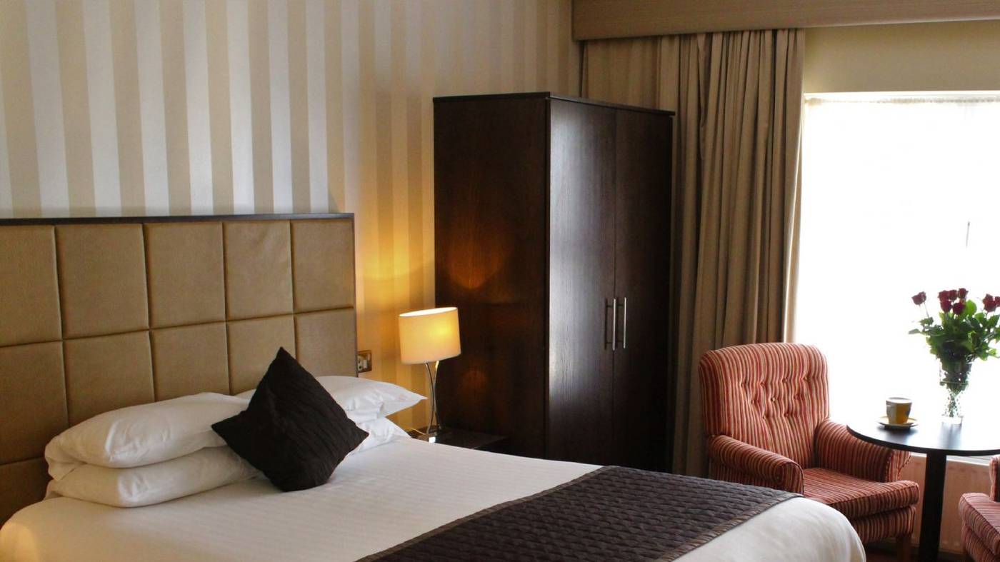 Menlo Park Hotel & Conference Centre-Ireland-GALWAY-Room-5