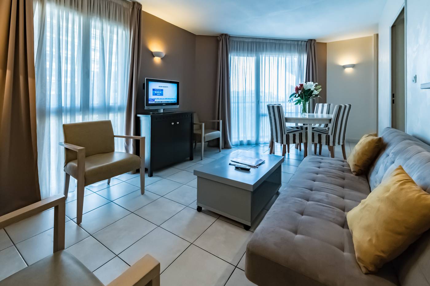 Residence-ExcelSuites-Room-14