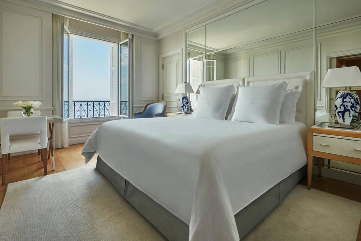 Grand-Hotel-du-Cap-Ferrat--A-Four-Seasons-Hotel-Room-44