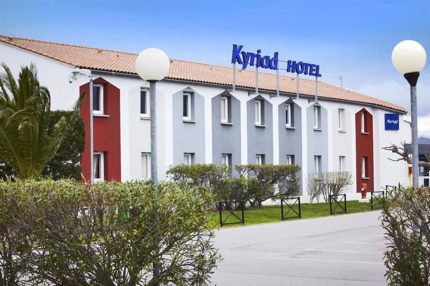 KYRIAD PERPIGNAN – Aéroport-France-RIVESALTES-General view-1