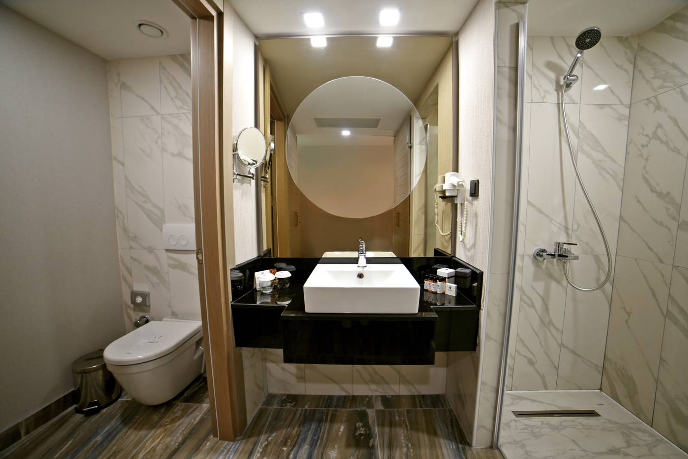 Royal-Wings-Hotel-Room-36