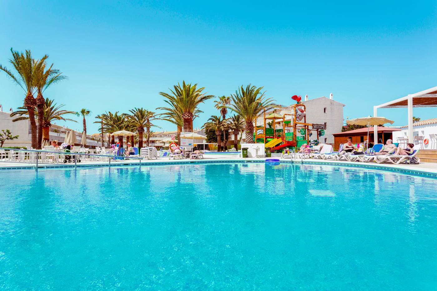 Sunconnect-Hotel-Delfines-Pool-4