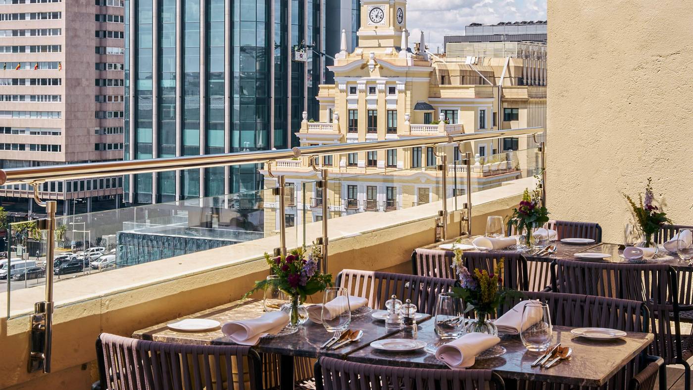 F-nix-Gran-Melia-Restaurant-2