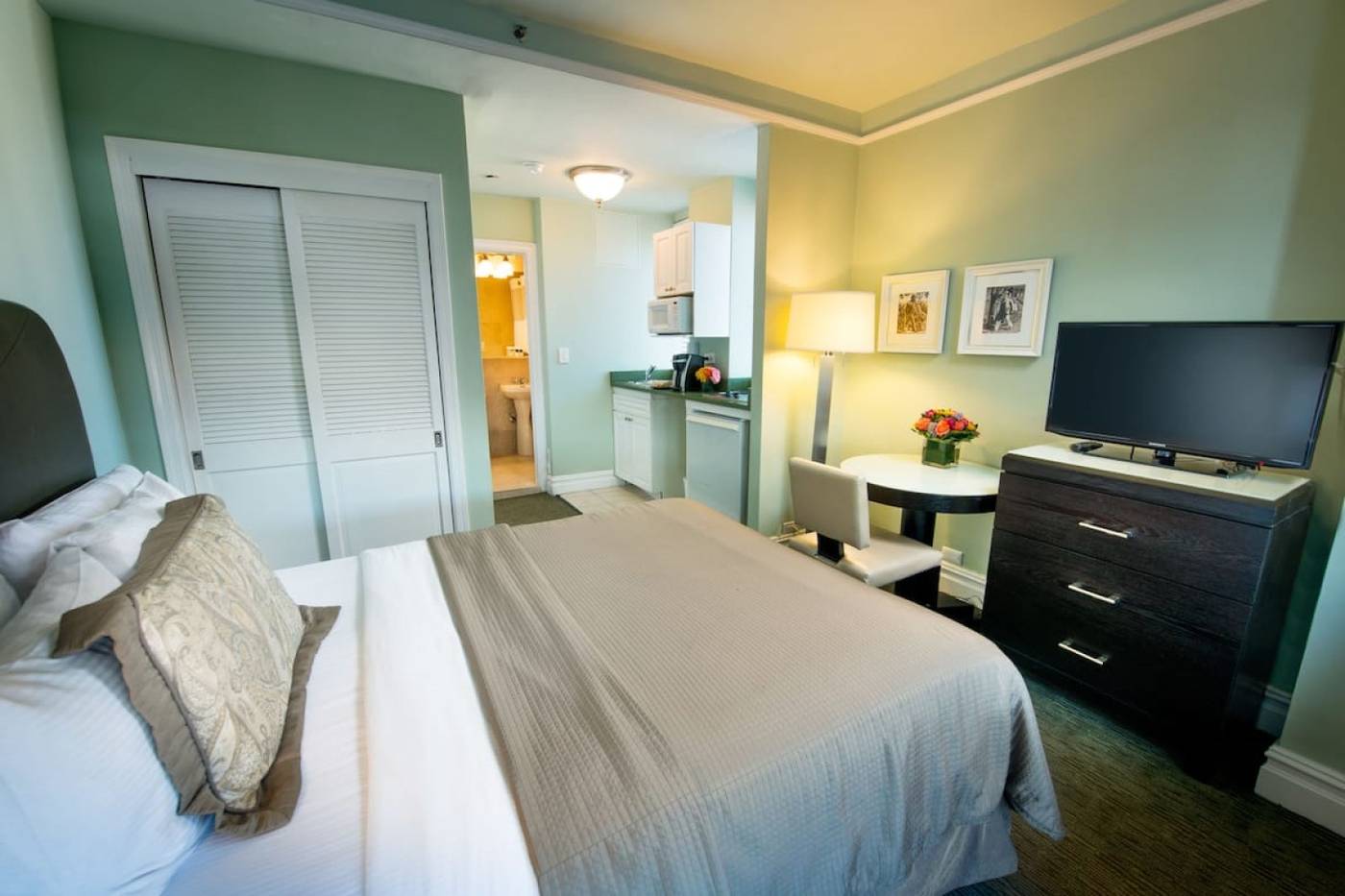 Hotel-Beacon-Room-15