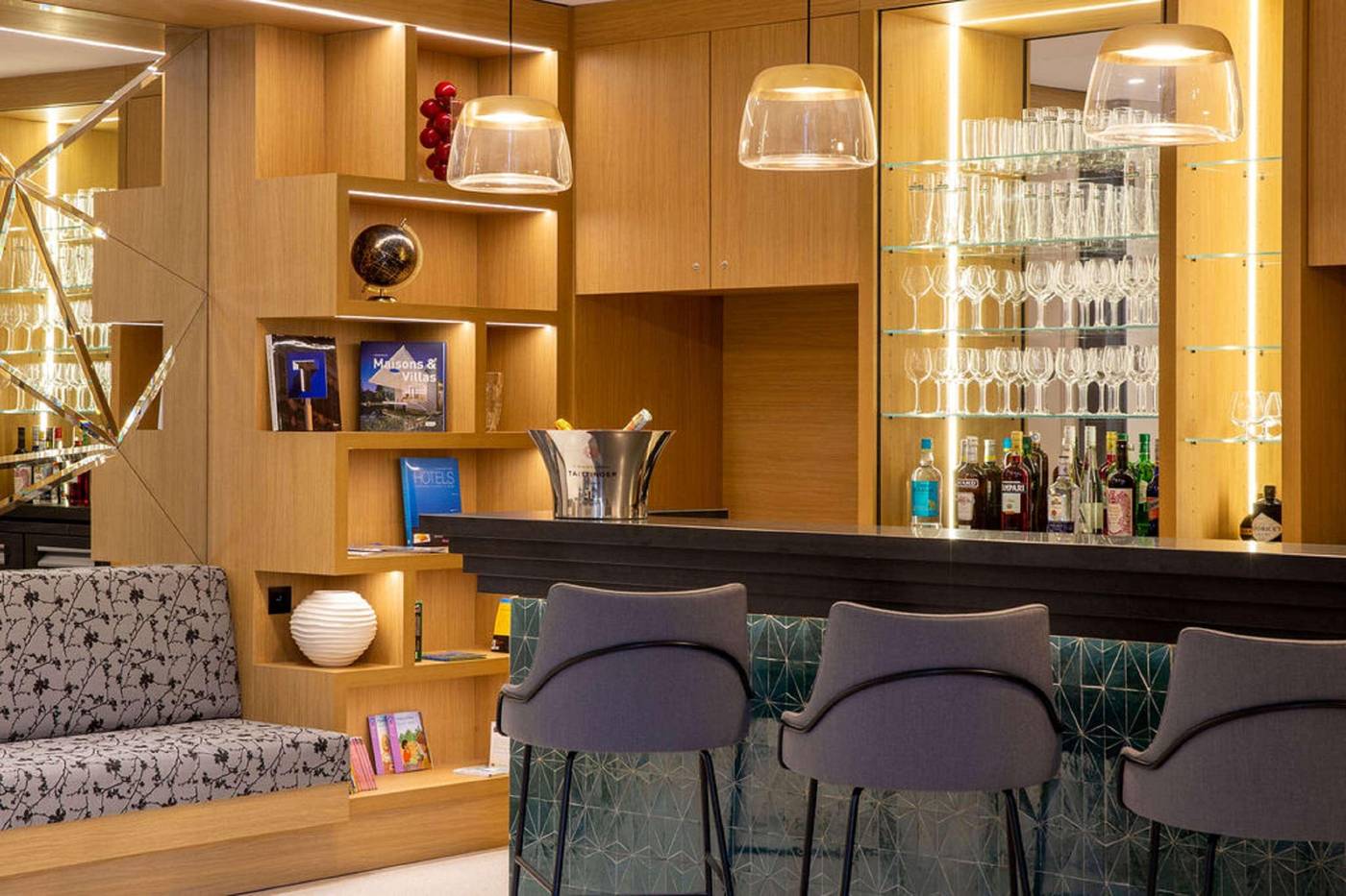 Apollinaire-Nice-Bar-26