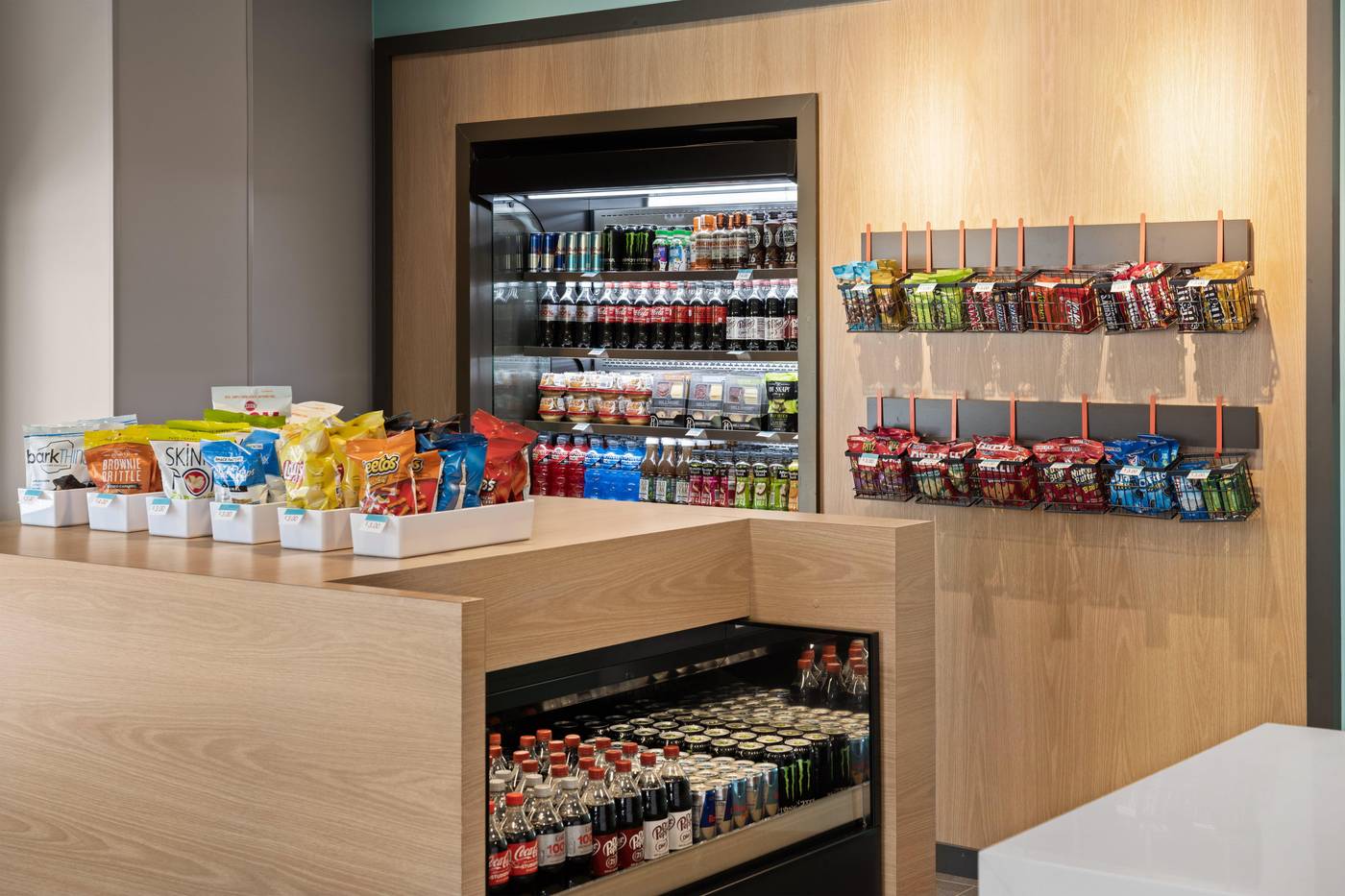 Avid-Hotels-Brooklyn-Dyker-Heights-Restaurant-21