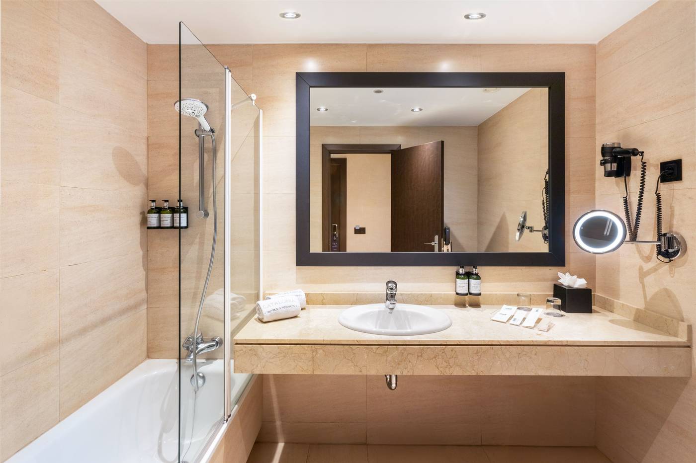 Catalonia-El-Retiro-Room-21