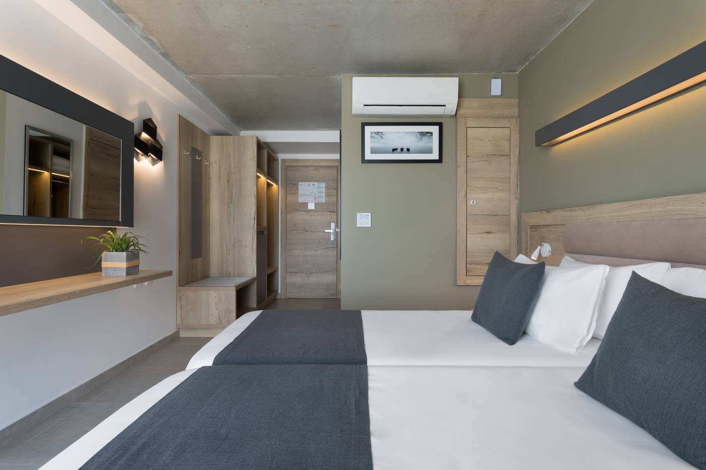 Azur-Hotel-by-ST-Hotels-Room-11