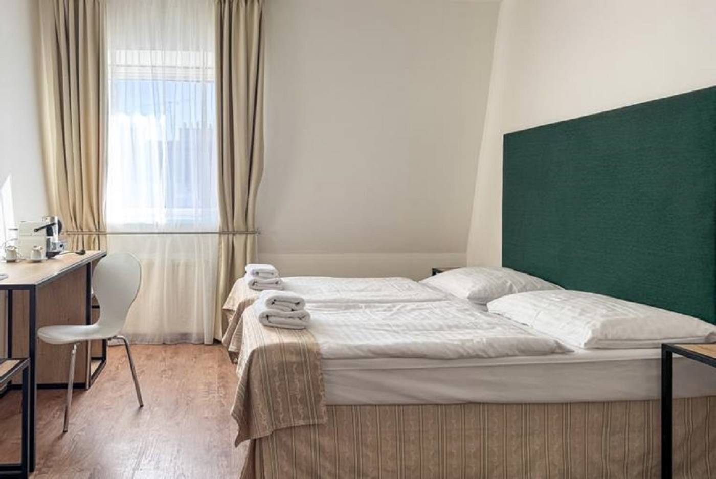 Hotel-Mala-Strana-Room-15