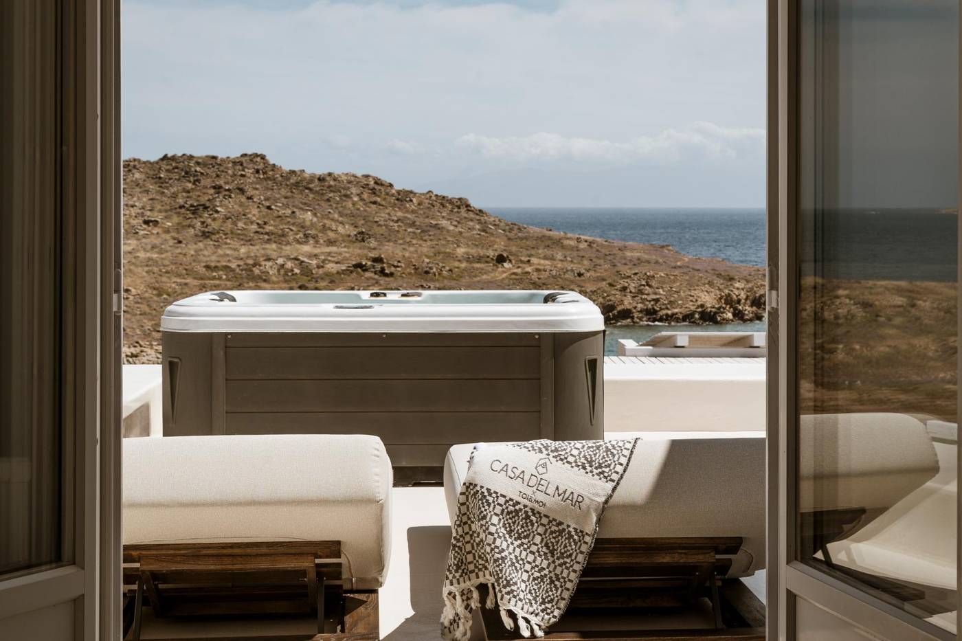 Casa-Del-Mar-Mykonos-Seaside-Resort-Room-65