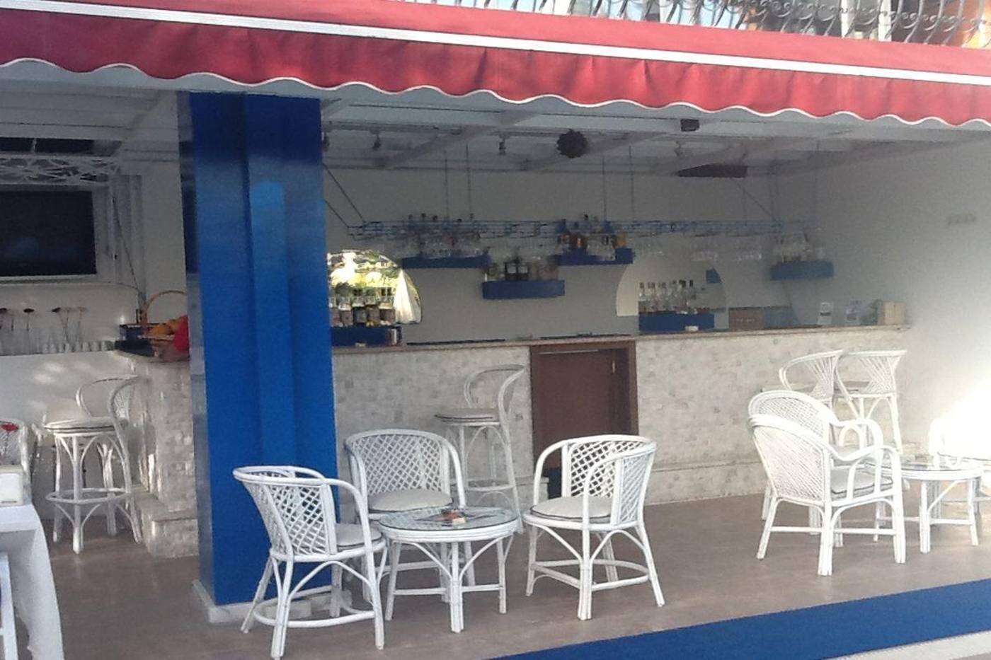 Tropic-Marina-Bar-18