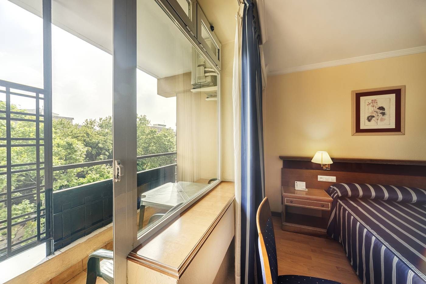 Obal-Urban-Hotel-Marbella-Room-30