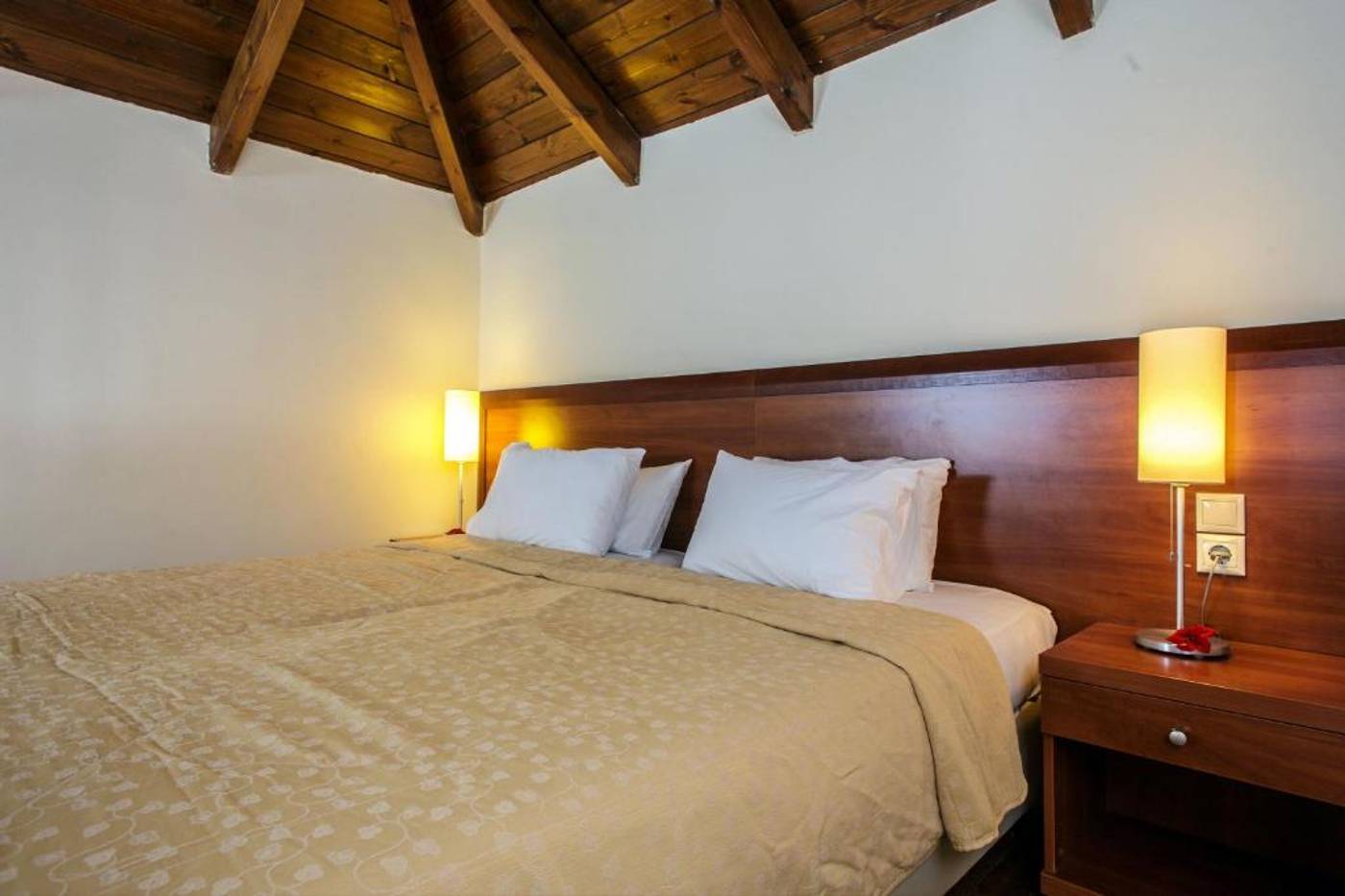 Adelais-Hotel-Room-22