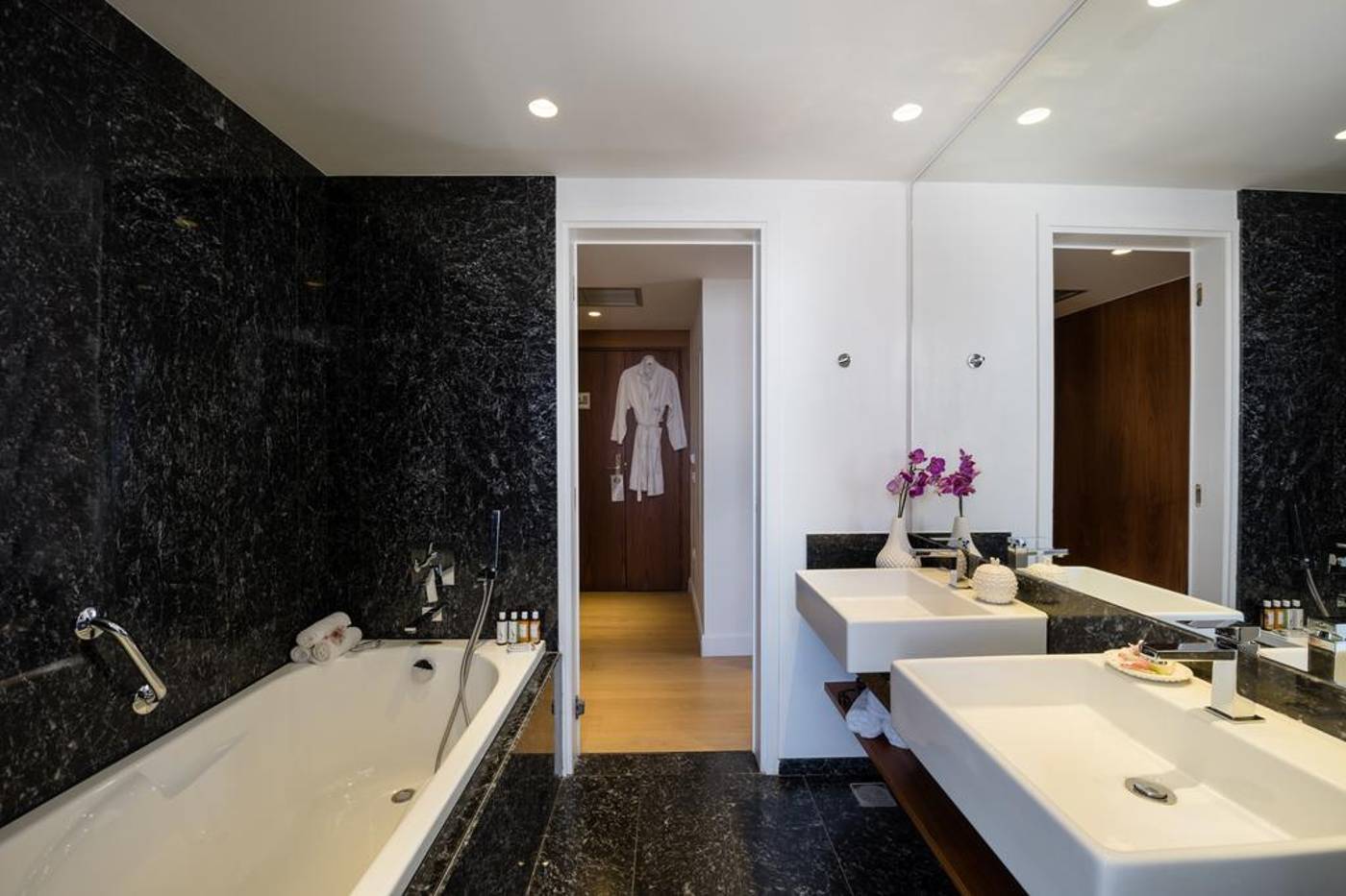 Aquila-Atlantis-Hotel-Room-17