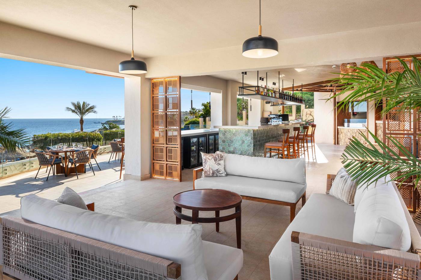 Hilton-Sharks-Bay-Resort-Restaurant-92