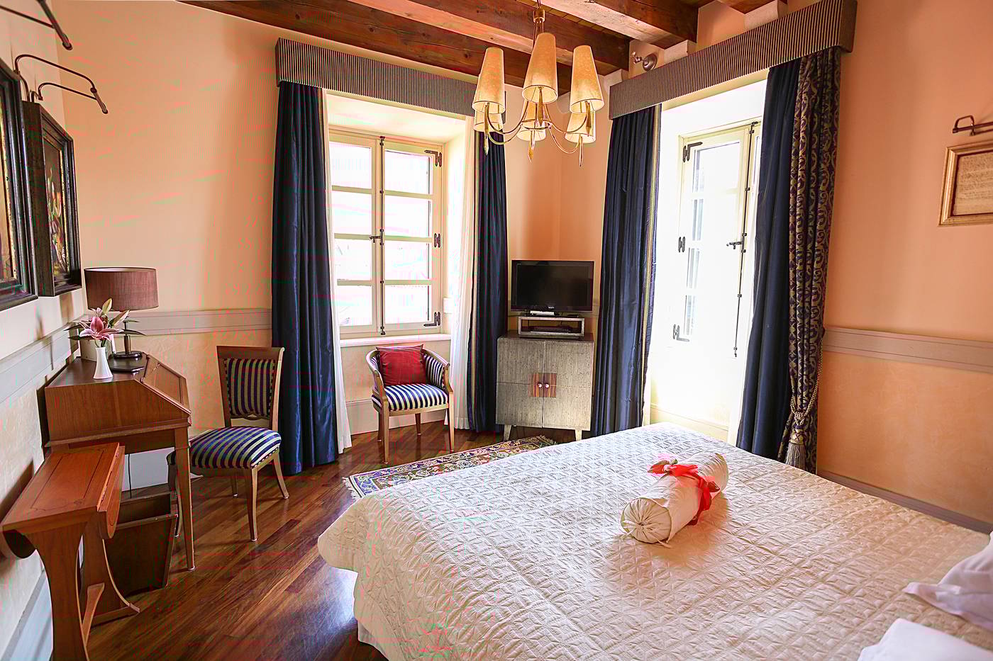 The-Pucic-Palace-Room-8