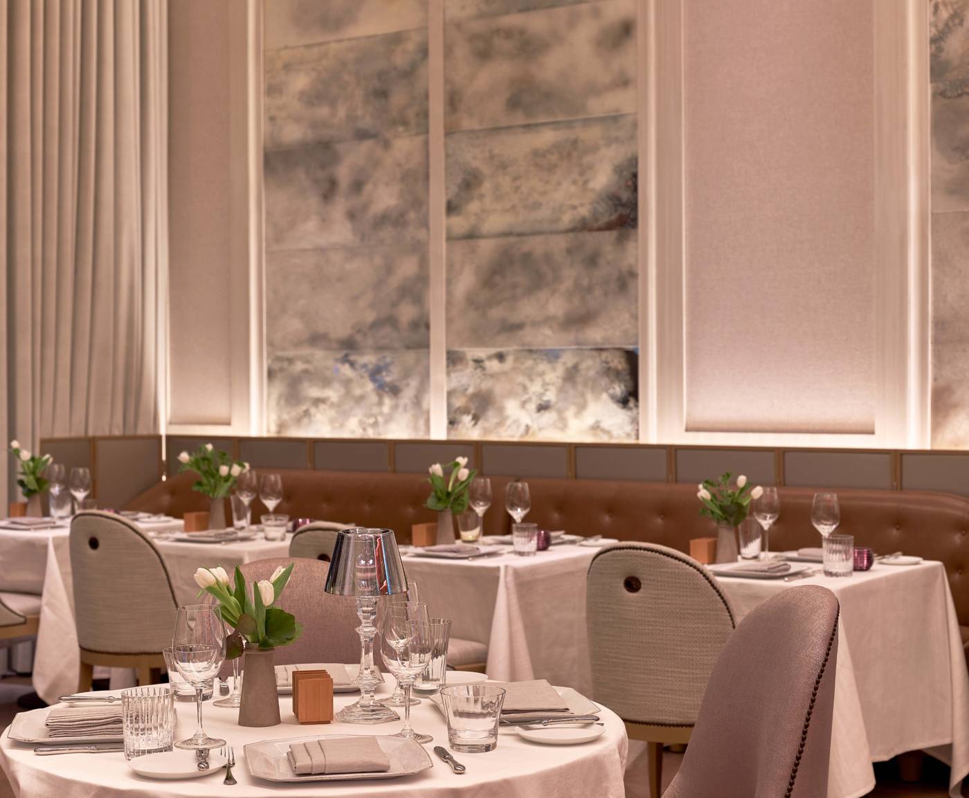 Baccarat-Hotel-and-Residences-New-York-Restaurant-50