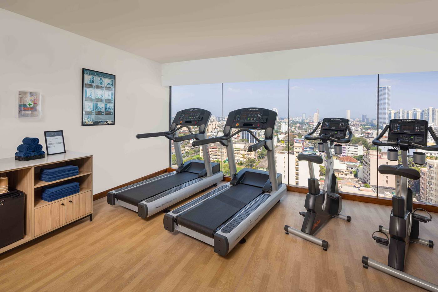 Radisson-Hotel-Colombo-Sports-and-Entertainment-21