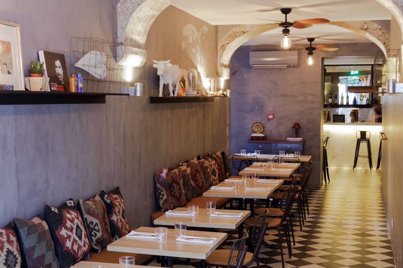 Dear-Lisbon-Gallery-House-Bar-28