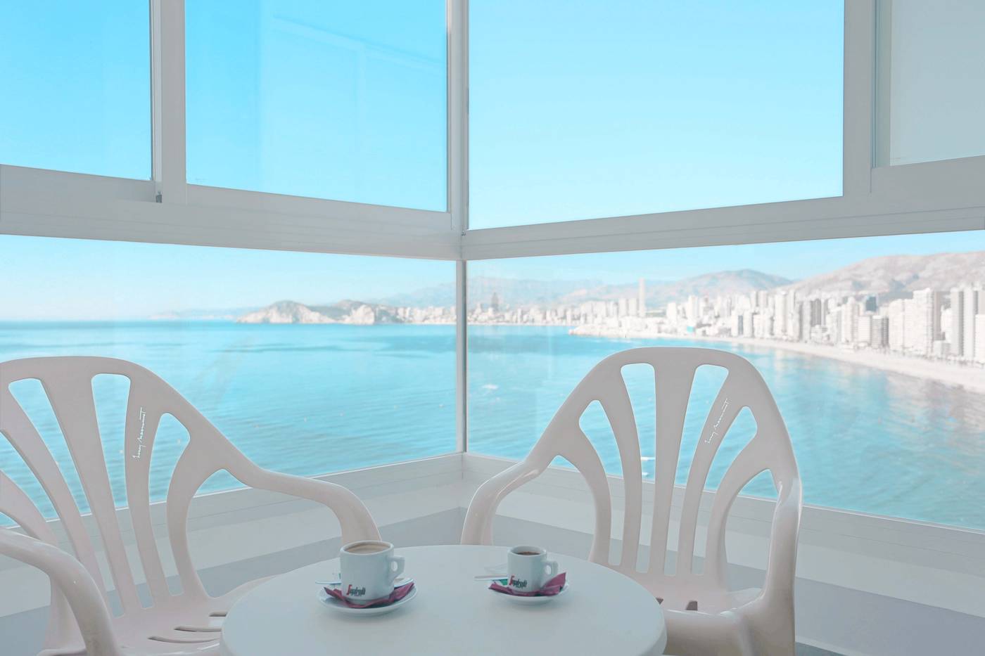 Benikaktus-Hotel-Room-16