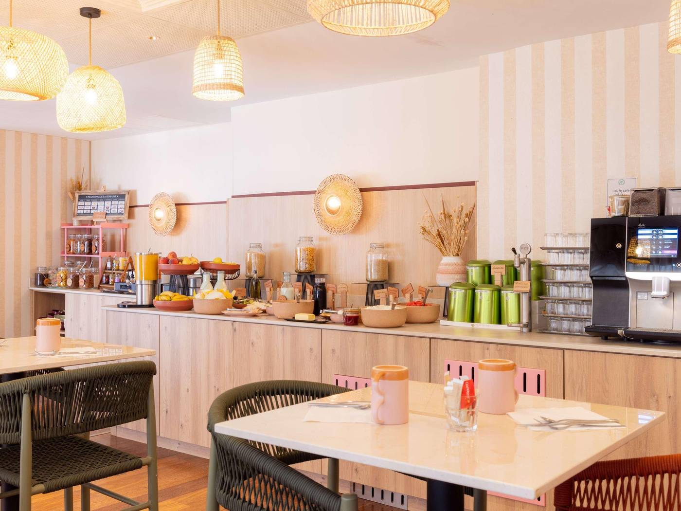 Mercure-Nice-Centre-Notre-Dame-Restaurant-57