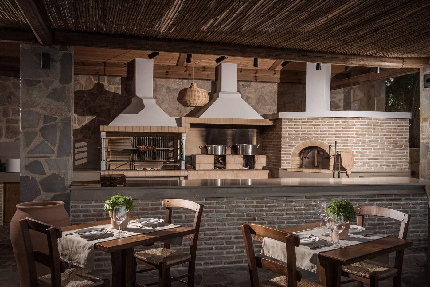 Peninsula-Resort---Spa-Restaurant-43