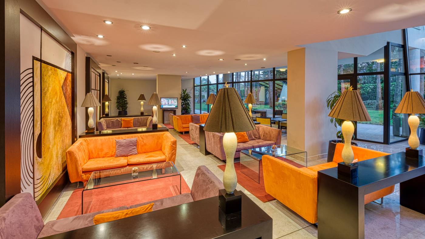 Senator-Banus---Adults-Recommended-Lobby-40