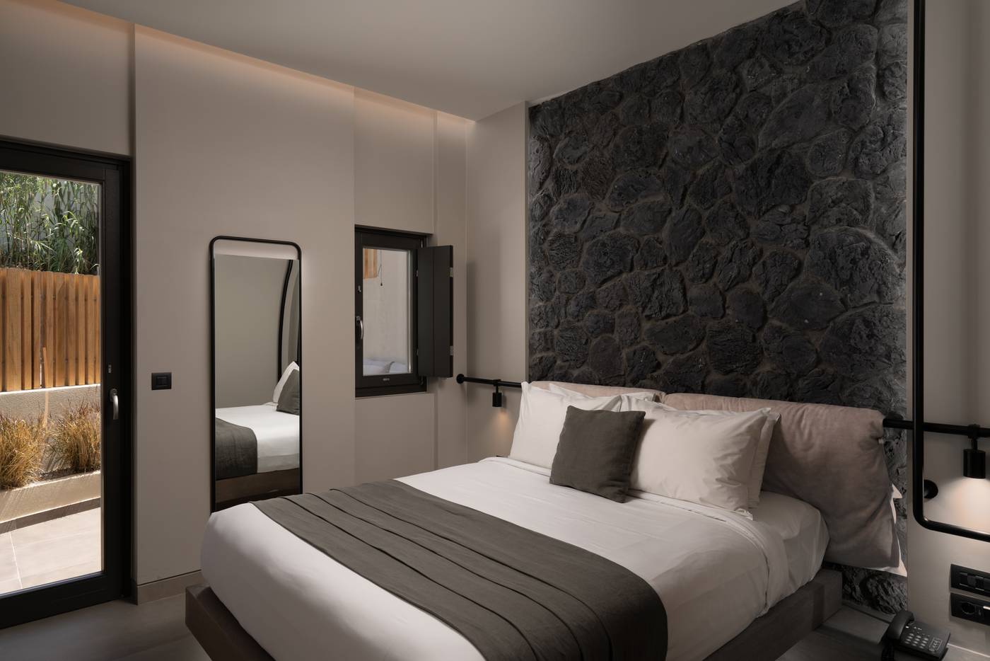 Apikia-Santorini-Room-41