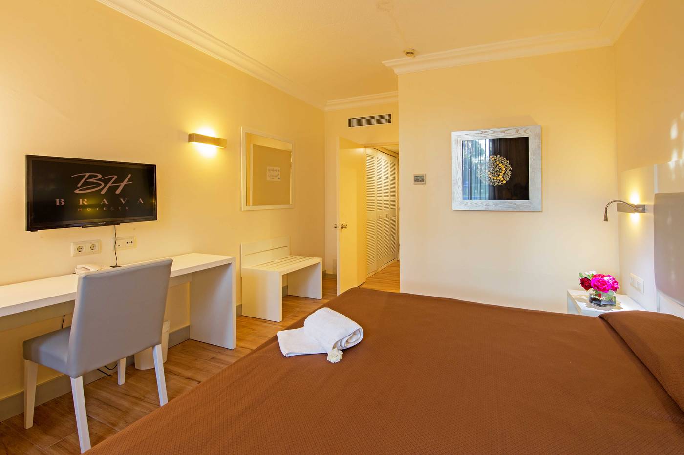 Eden-Park-Room-28