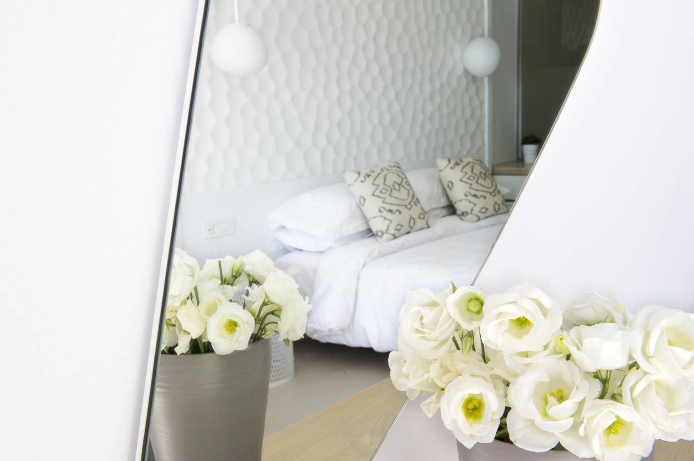 Myconian-Kyma---Design-Hotels-Room-55