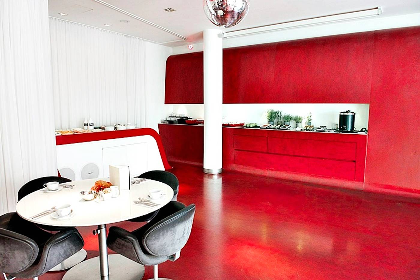 Hotel-Q--General-view-9