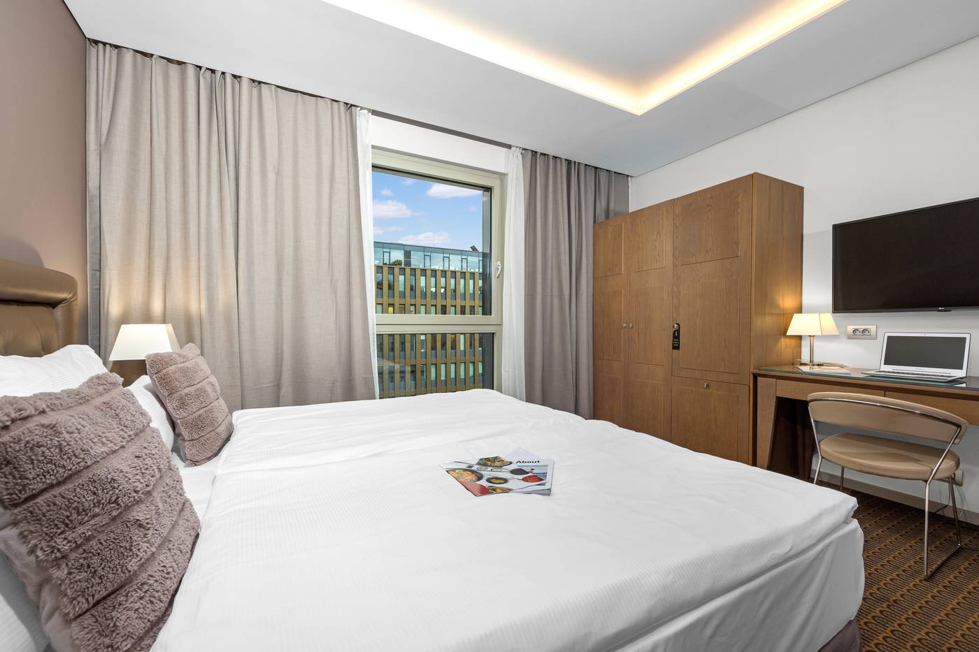 Royal-Prague-Room-22