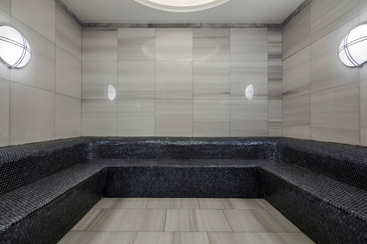 DoubleTree-by-Hilton-Istanbul-Topkapi-Sports-and-Entertainment-51