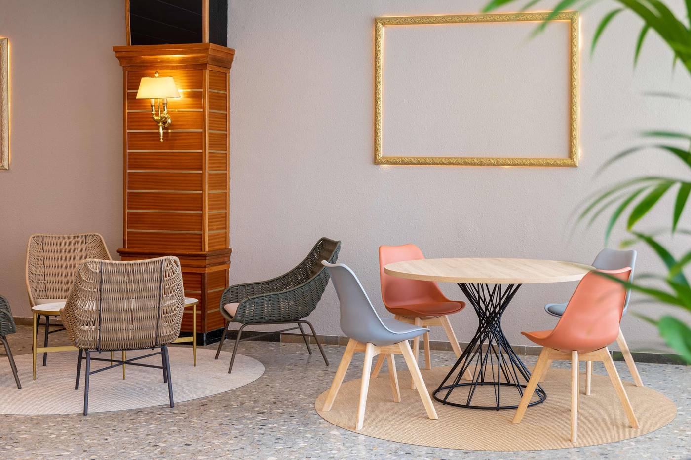 H-Top-Olympic-Lobby-23