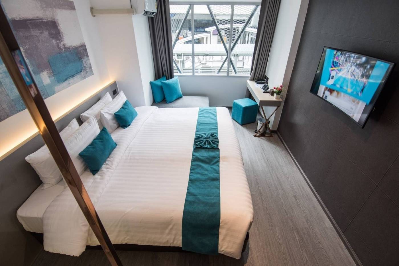 Sora-Hotel-Silom-Room-21