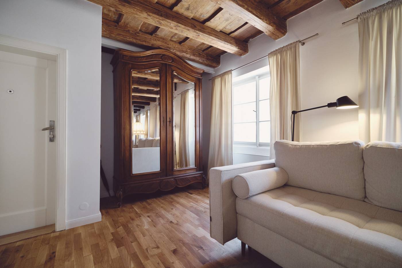 Domus-Balthasar-Room-10