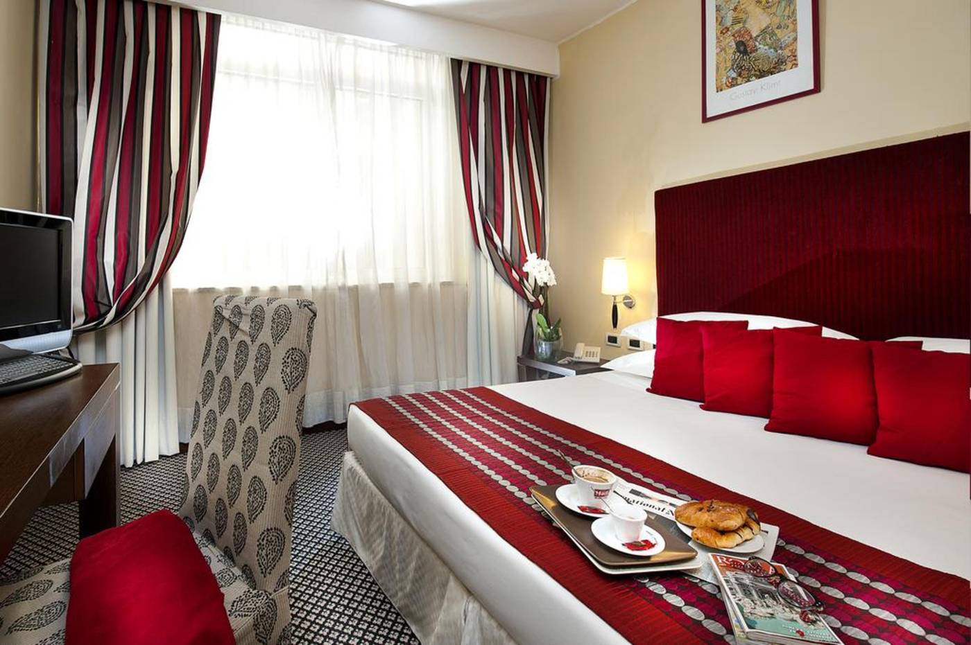 Cardinal-Hotel-St-Peter-Rome-Room-20